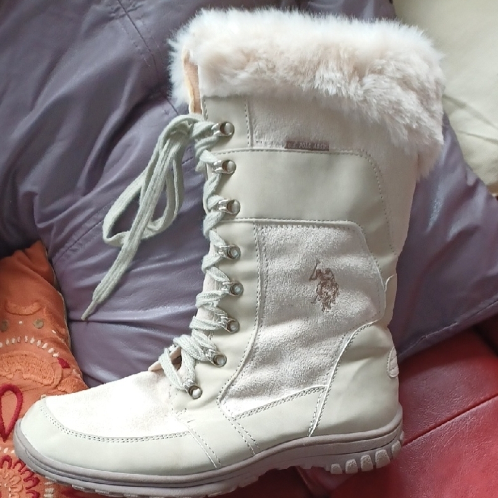 U.S. Polo Assn. Cream Fur-Lined Winter Boots